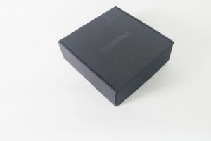 G형 접이식 흑지박스 제작 - 브랜드 굿즈 패키지 예시